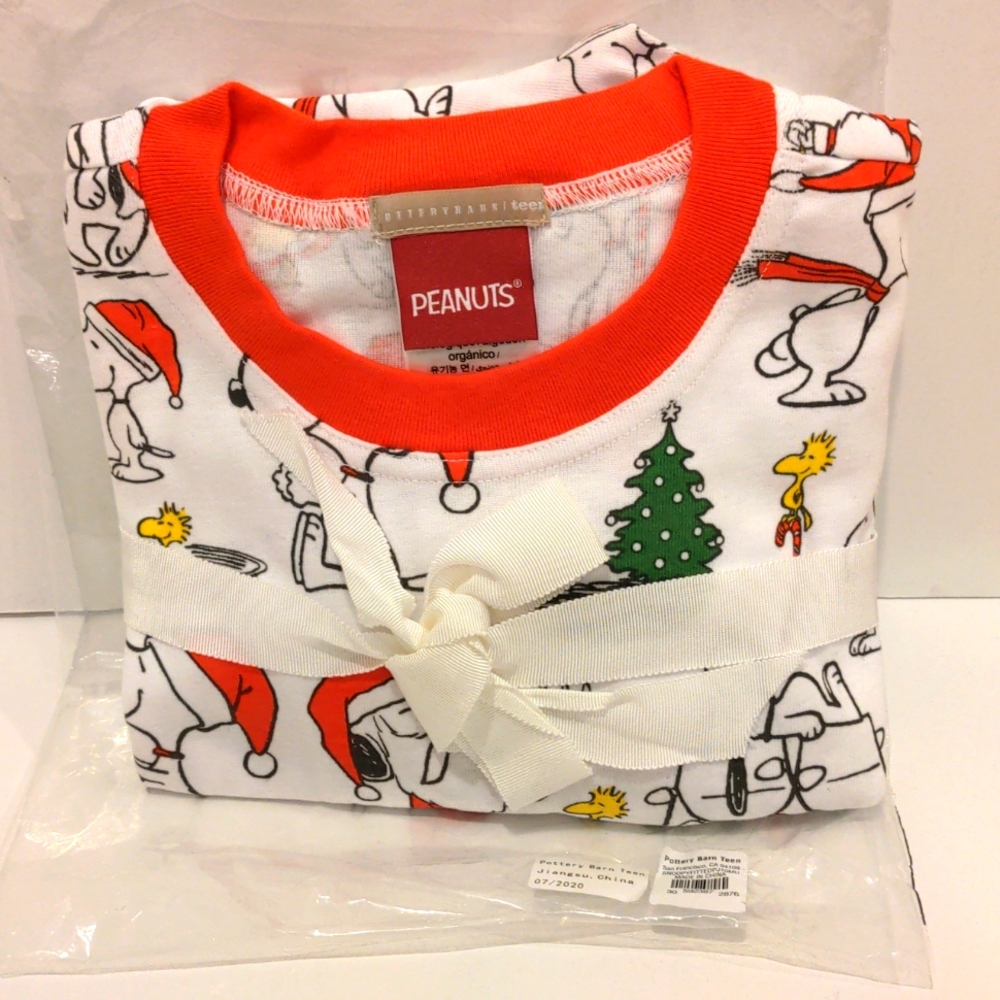 Brand new Peanuts Snoopy long John organic pajama set from pottery barn kids